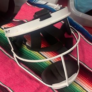 Facemask for softball